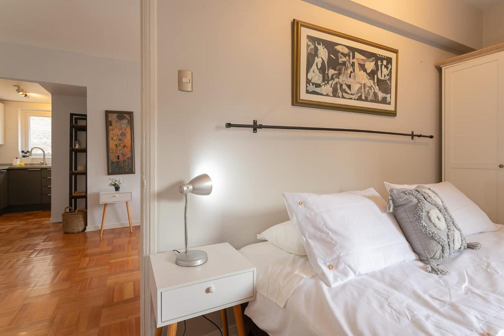 Appartamento Comfortable For 4 In The Heart Of Stgo Santiago del Cile